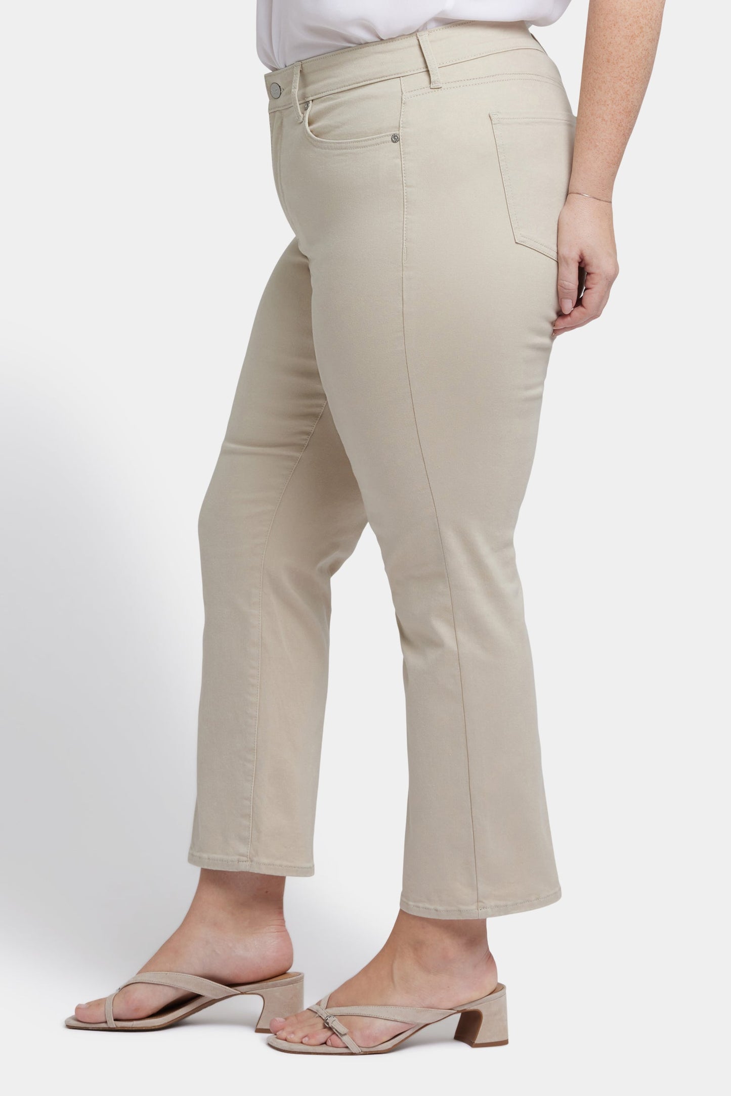 Marilyn Straight Ankle Jeans In Plus Size - Feather