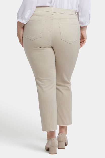 Marilyn Straight Ankle Jeans In Plus Size - Feather