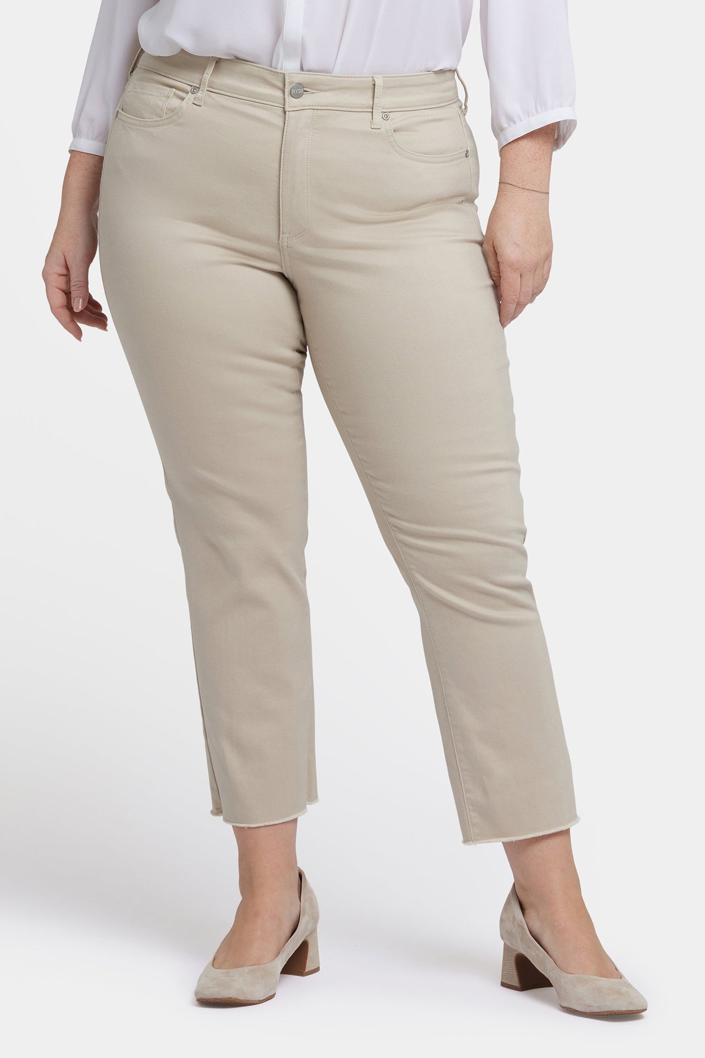 Marilyn Straight Ankle Jeans In Plus Size - Feather