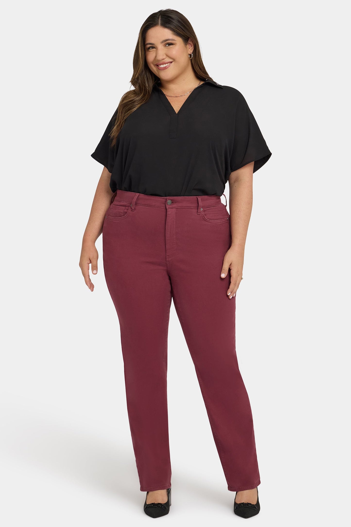 Marilyn Straight Jeans In Plus Size - True Burgundy