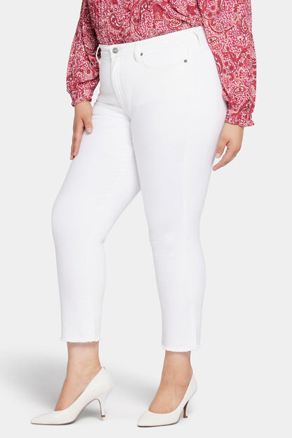 Sheri Slim Ankle Jeans In Plus Size - Optic White