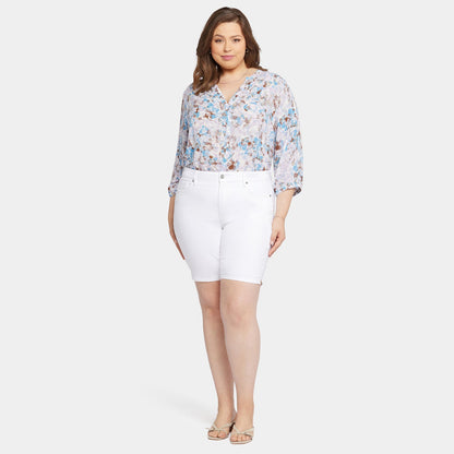 Ella Denim Shorts In Plus Size - Optic White