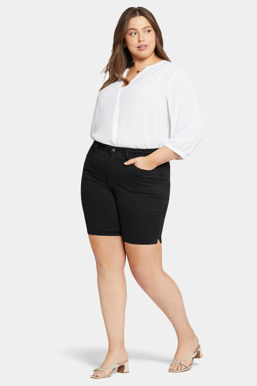 Ella Denim Shorts In Plus Size - Black