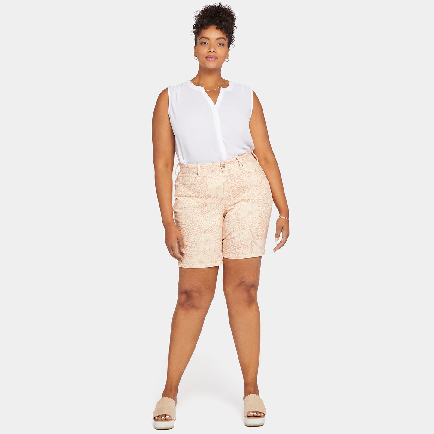 Ella Denim Shorts In Plus Size - Daydream Leopard