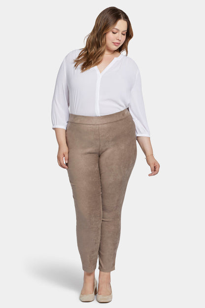 Basic Legging Pants In Plus Size - Saddlewood