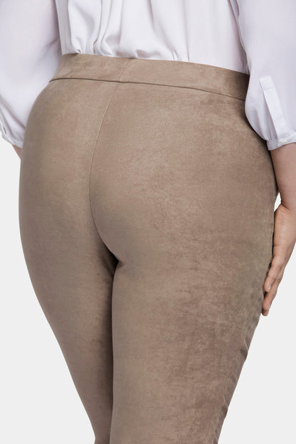 Basic Legging Pants In Plus Size - Saddlewood