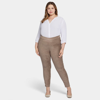 Basic Legging Pants In Plus Size - Saddlewood