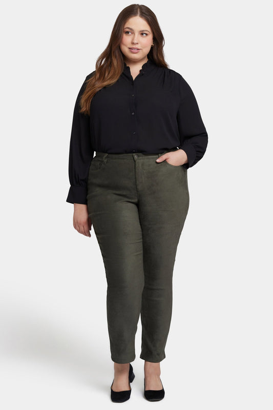 Sheri Slim Jeans In Plus Size - Vine Leaf