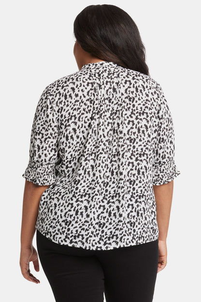 Pleated Peasant Blouse In Plus Size - Gato
