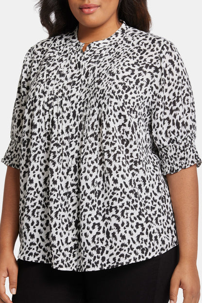 Pleated Peasant Blouse In Plus Size - Gato