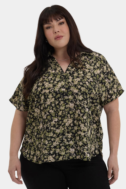 Becky Short Sleeved Blouse In Plus Size - Granada Garden