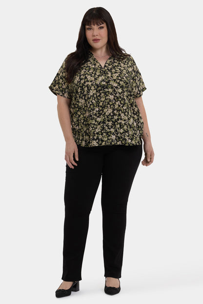 Becky Short Sleeved Blouse In Plus Size - Granada Garden