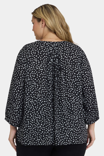Pintuck Blouse In Plus Size - Francoise Dots