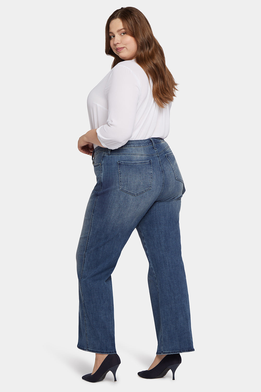 Teresa Wide Leg Jeans In Plus Size - Caliente