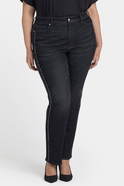 Marilyn Straight Jeans In Plus Size - French Nightfall
