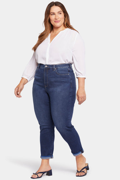 Margot Girlfriend Jeans In Plus Size - Blue Moon