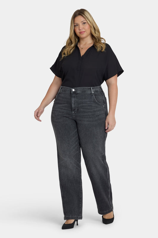 Brooke Loose Straight Jeans In Plus Size - Vintage Noir