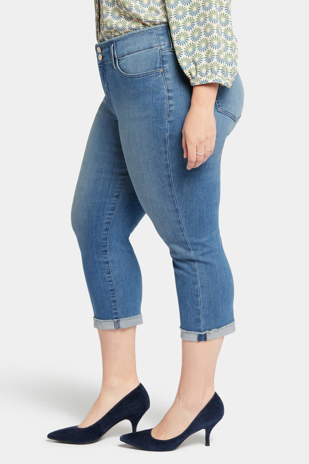 Chloe Capri Jeans In Plus Size - Stargazer
