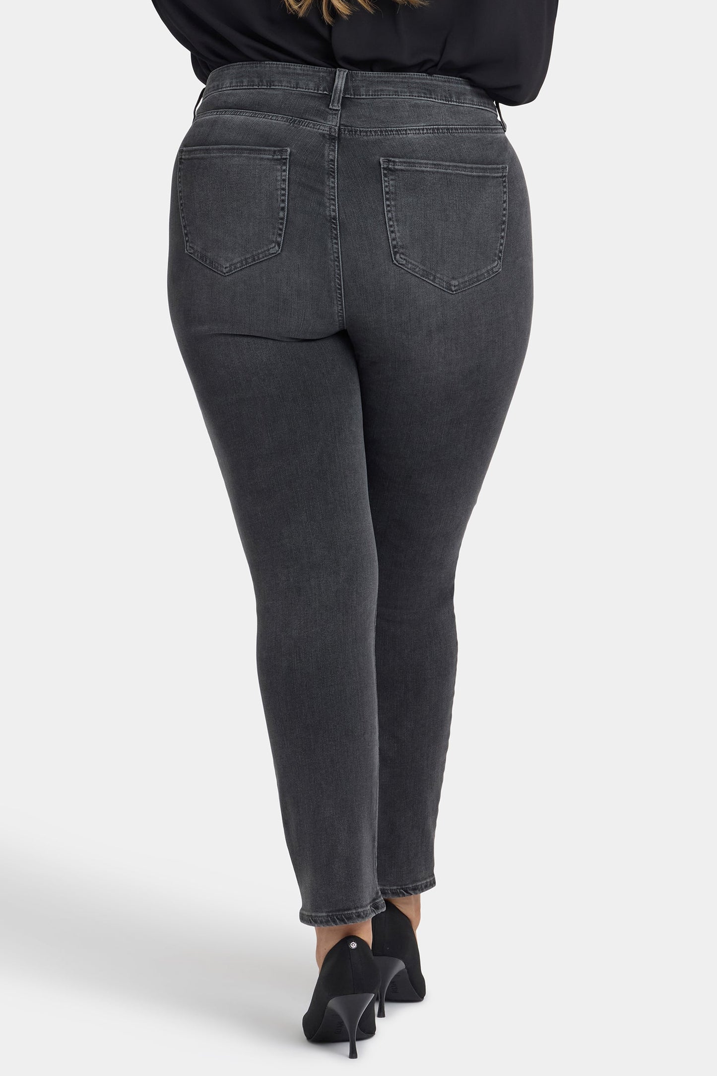 Sheri Slim Jeans In Plus Size - Gloomy Marais