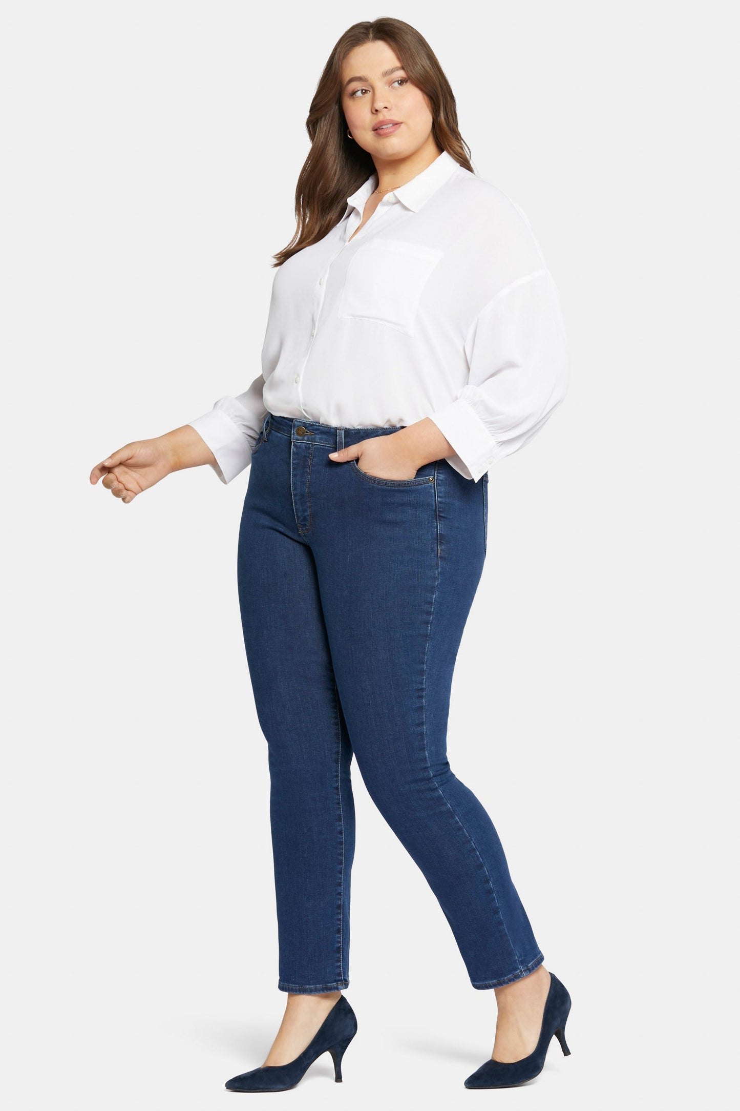 Sheri Slim Jeans In Plus Size - Quinn