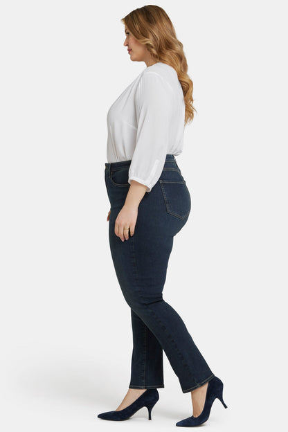 Sheri Slim Jeans In Plus Size - Presley