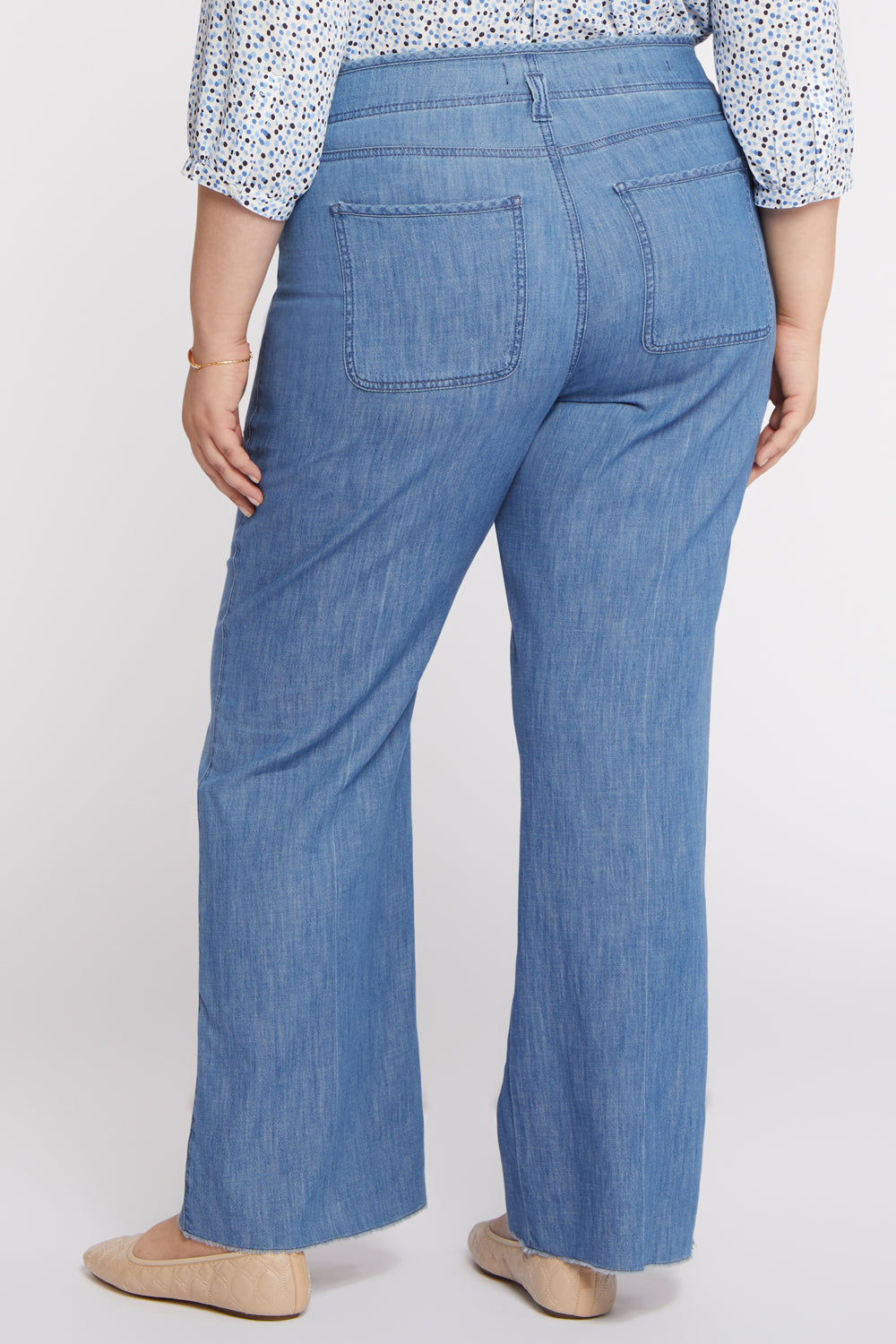 Teresa Wide Leg Jeans In Plus Size - Everly