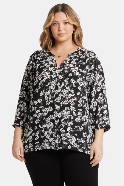 Pintuck Blouse In Plus Size - Stefania