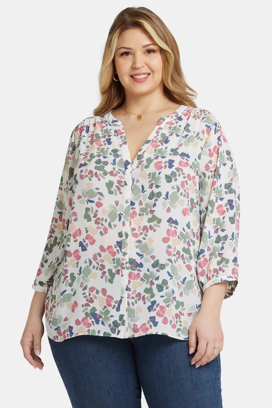 Pintuck Blouse In Plus Size - Illiana