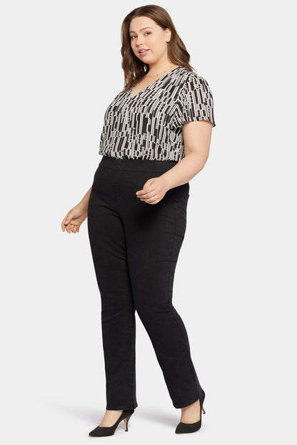 Pull-On Straight Pants In Plus Size - Stellar