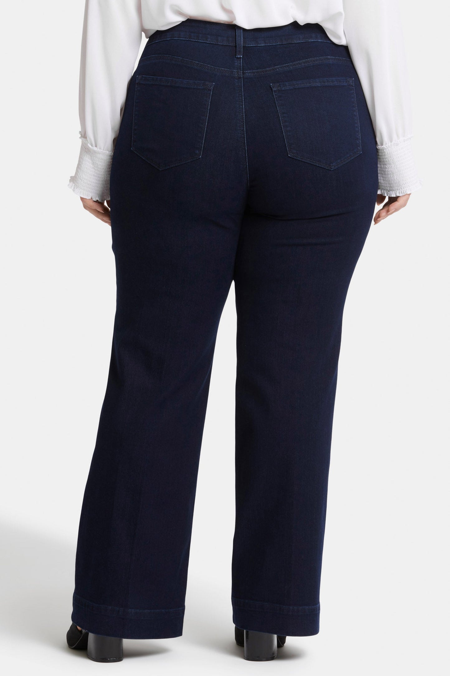 Teresa Trouser Jeans In Plus Size - Dark Enzyme