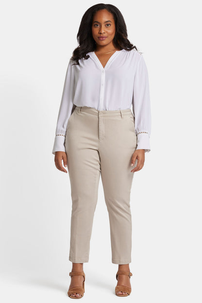 Sadie Slim Pants In Plus Size - Feather
