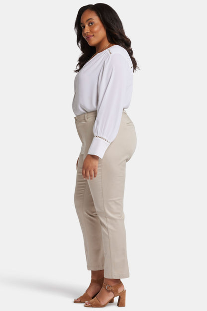 Sadie Slim Pants In Plus Size - Feather