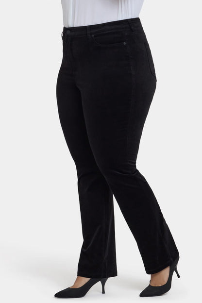 Marilyn Straight Pants In Plus Size - Black