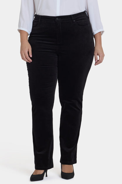 Marilyn Straight Pants In Plus Size - Black